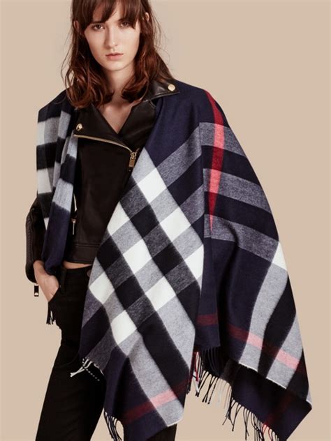 Women's Burberry Capes & Ponchos 